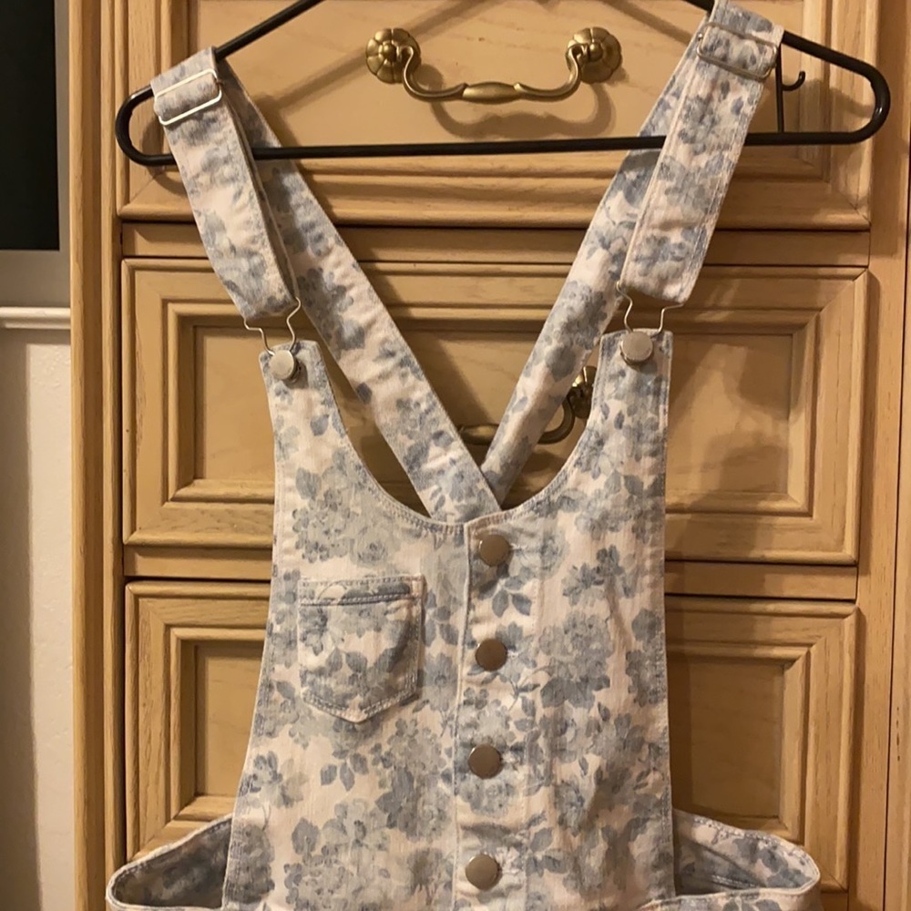 Shorts Overalls - Picture 3 of 13
